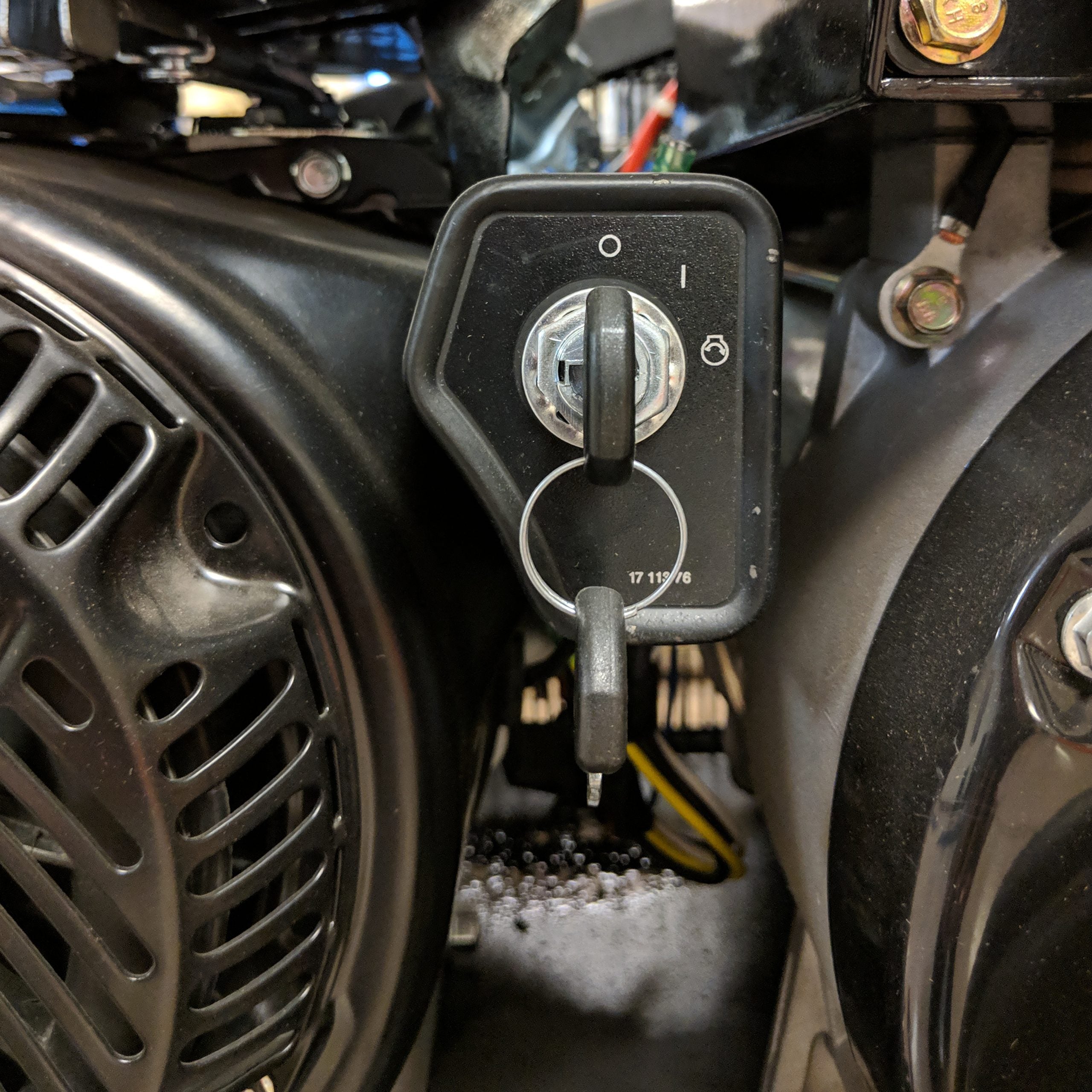 EMAX EGES14020T generator output