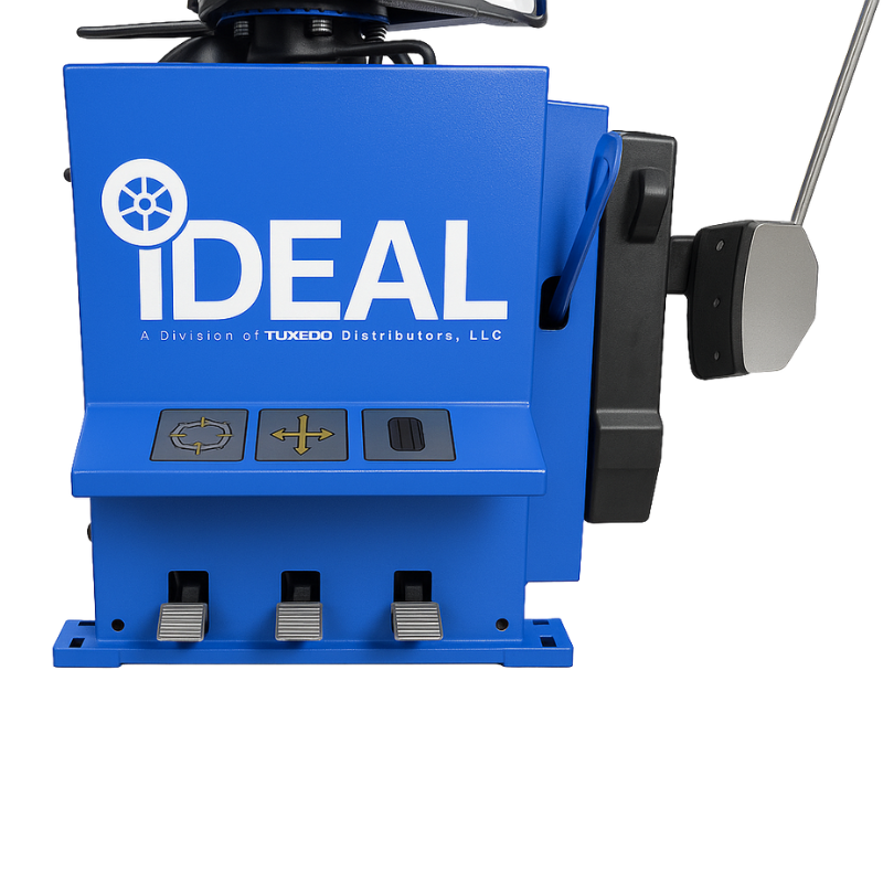 iDEAL TC-400M-B-PL230-K cabinet and pedal controls detail